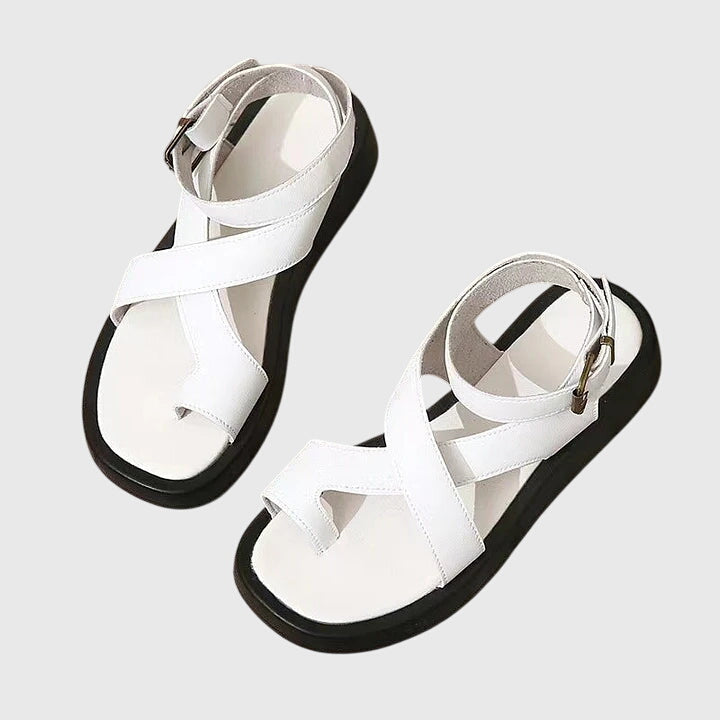 Johanna Görlitz | Dicke Plattformsandalen