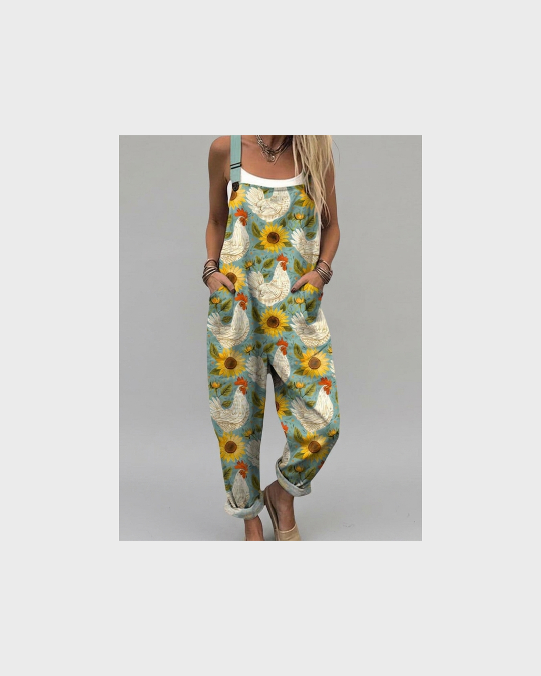 Emma Aachen | Latzhose mit Sonnenblumen und Hühnern