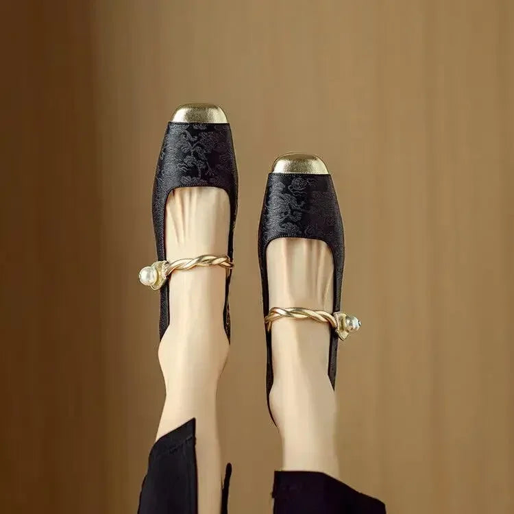 Karolina Heidelberg | Orthopädische Mary Janes