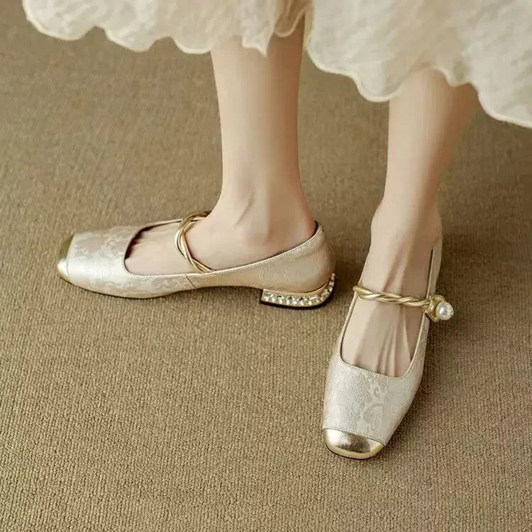 Karolina Heidelberg | Orthopädische Mary Janes