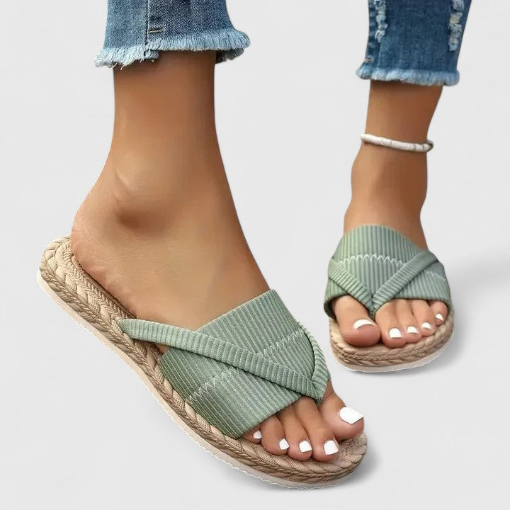 Rosalie Wismar | Bequeme Orthopädische Sandalen in Minzgrün