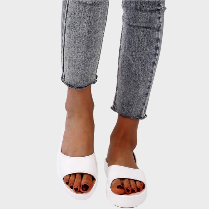 Emma Schwerin | Elegante Orthopädische Sandalen in Gelb