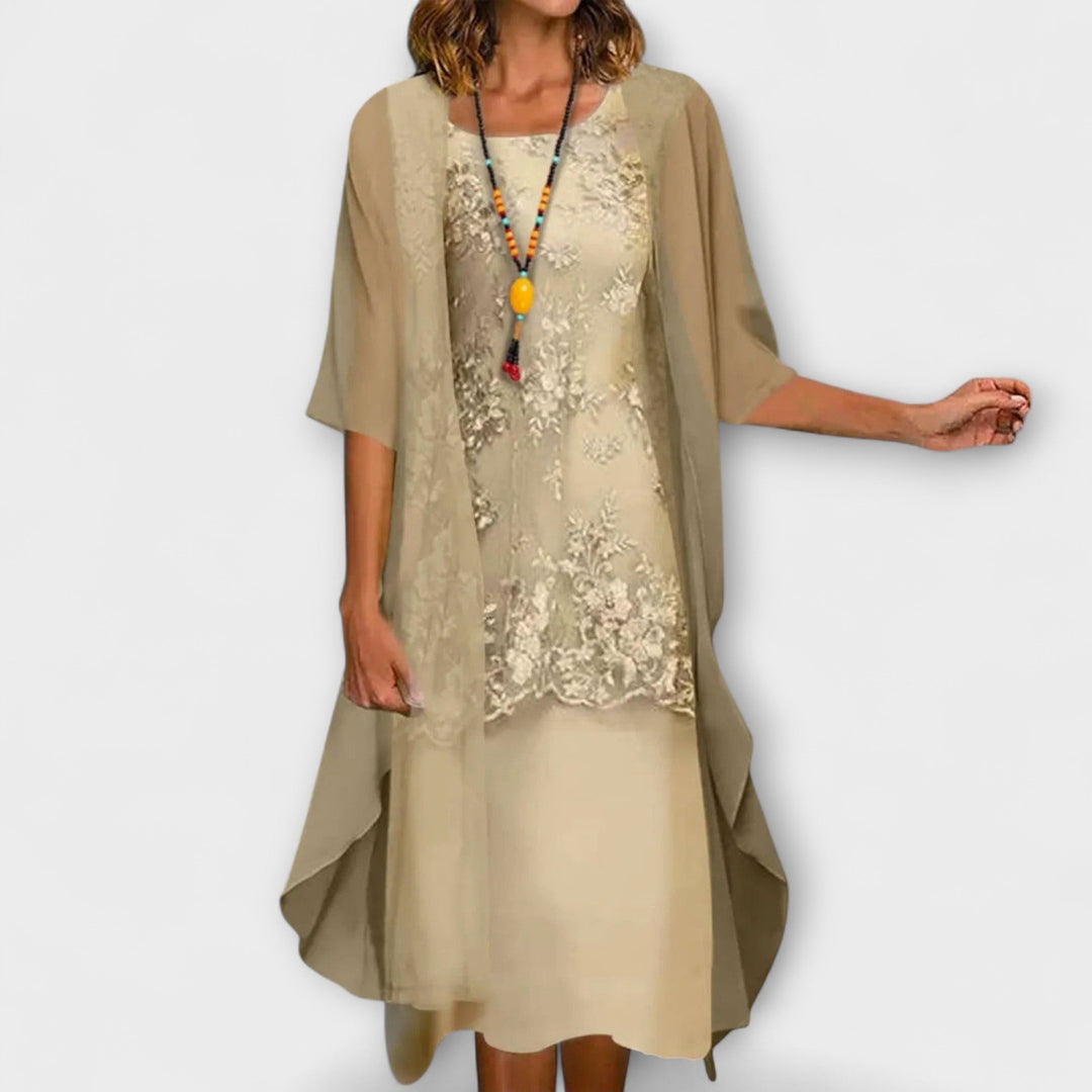 Isolde Celle | Elegantes Kleid in Himmelblau