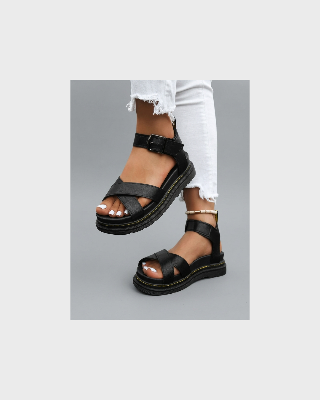 Matilda Wernigerode | Elegante Orthopädische Sandalen
