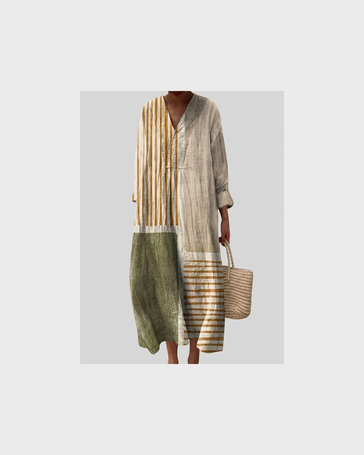 Paulina Ansbach | Flatterndes Sommerkleid mit Druck
