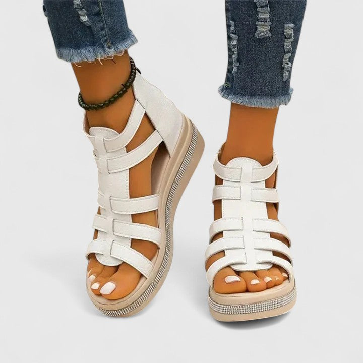 Clara Rüdesheim | Leichte Sandalen