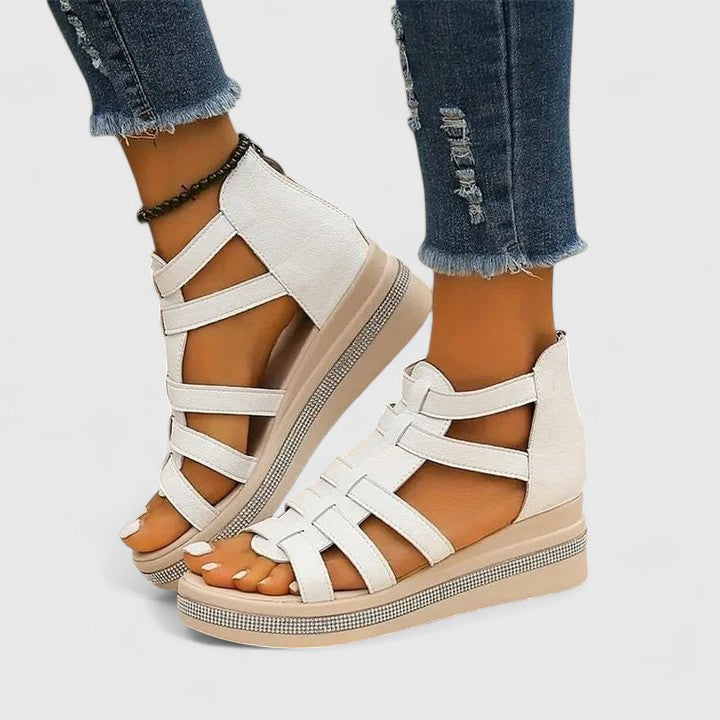 Clara Rüdesheim | Leichte Sandalen