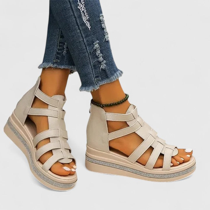 Clara Rüdesheim | Leichte Sandalen