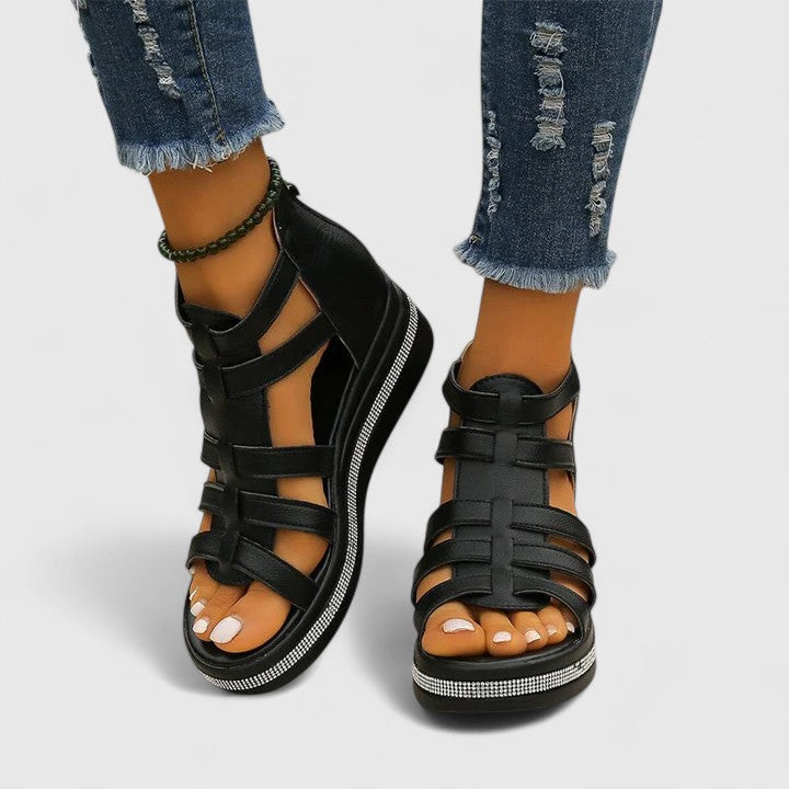 Clara Rüdesheim | Leichte Sandalen